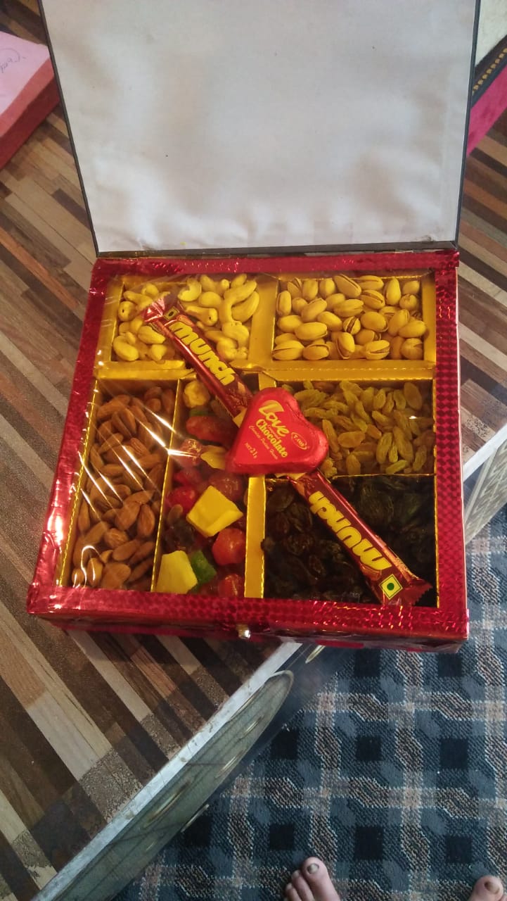 Dry fruits gift  1kg